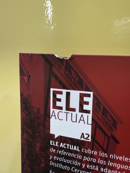 画像2: 【訳ありセール品】ELE ACTUAL A2. LIBRO DEL ALUMNO + CD（生徒用テキスト） (2)